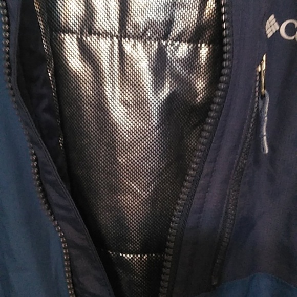 Columbia Kids Two-Tone Blue Omnitech Coat - size Small - Picture 4 of 8